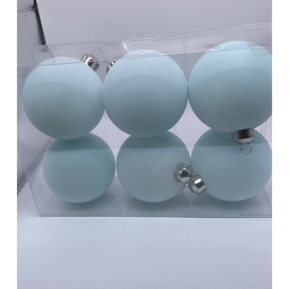 Hobby Lobby Blue Pastel Velvet Round Christmas Ornaments (6 PCs) Silver Hanger - Picture 7 of 8